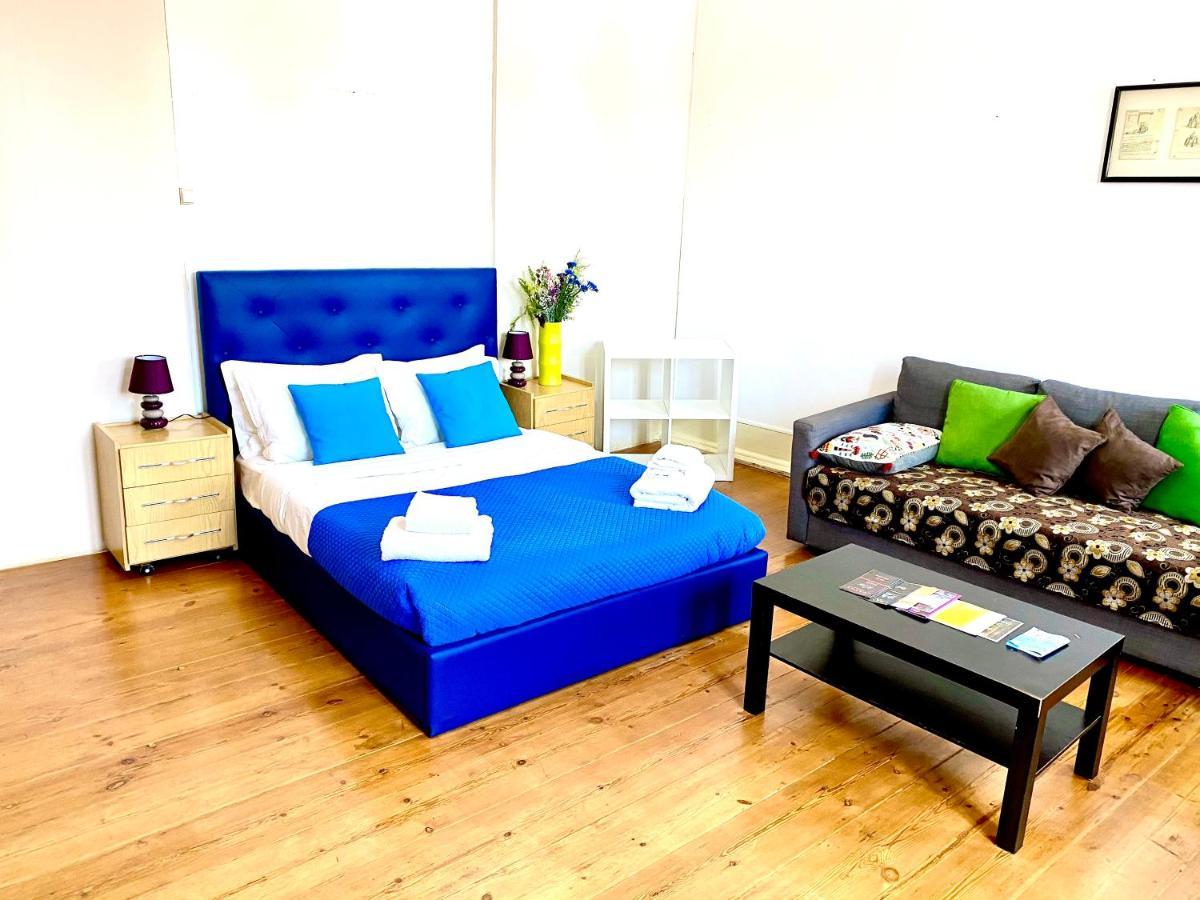 Classic Chiado 1 - Central Guest House Room With Shared Bathroom Lisboa 外观 照片