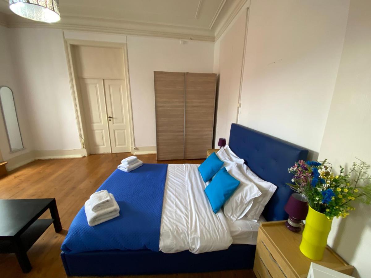 Classic Chiado 1 - Central Guest House Room With Shared Bathroom Lisboa 外观 照片