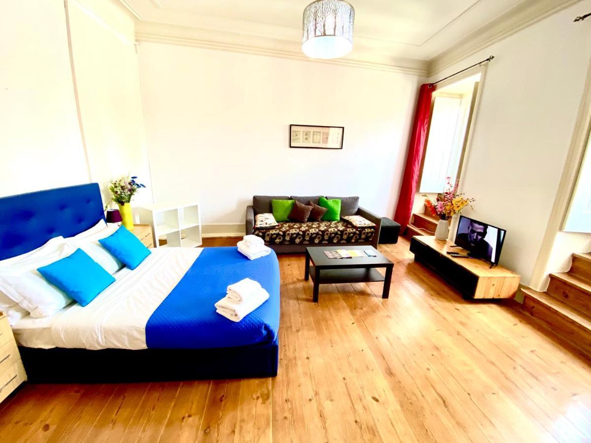 Classic Chiado 1 - Central Guest House Room With Shared Bathroom Lisboa 外观 照片